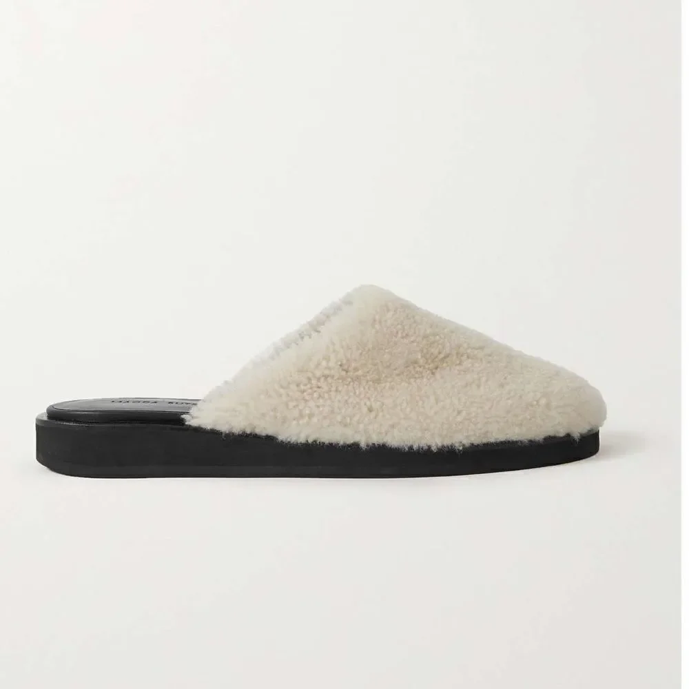 Revolve Magda Butyrm Shearling Slippers, size 39